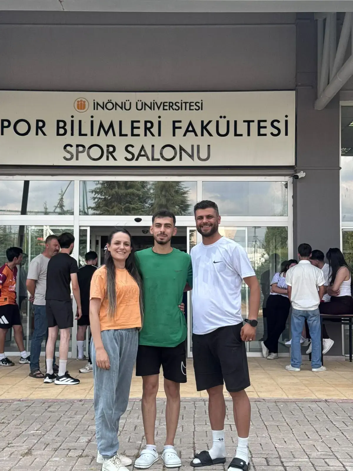 Yeşilova Spor Akademisi eğitmenleri BESYO adayı öğrencileriyle